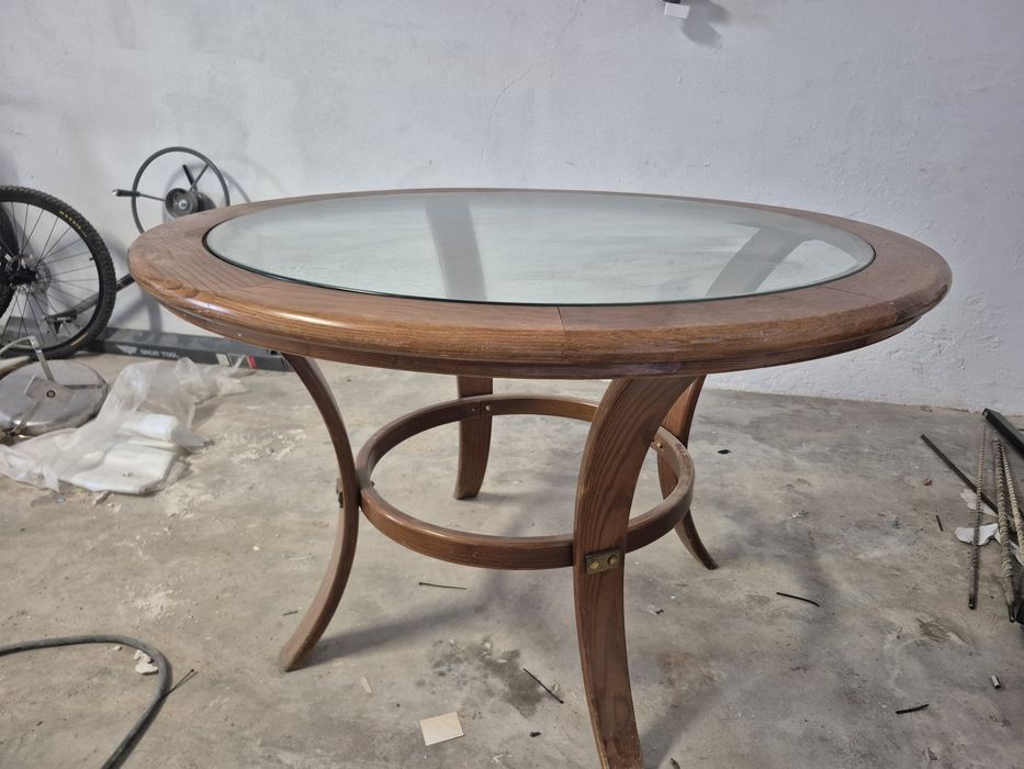 Mesa  de centro em madeira