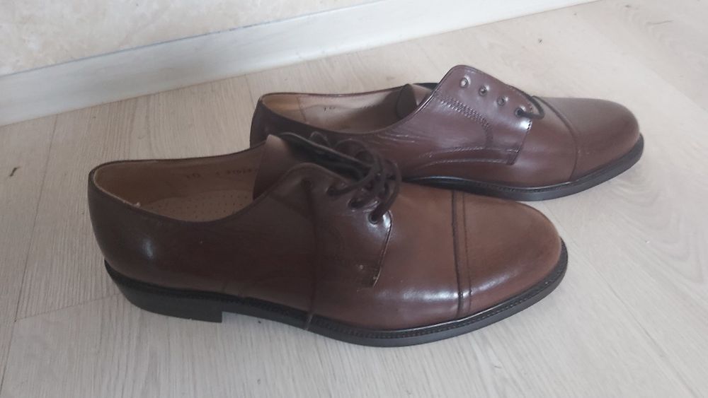 Nowe buty męskie z Holandii M.John skora naturalna