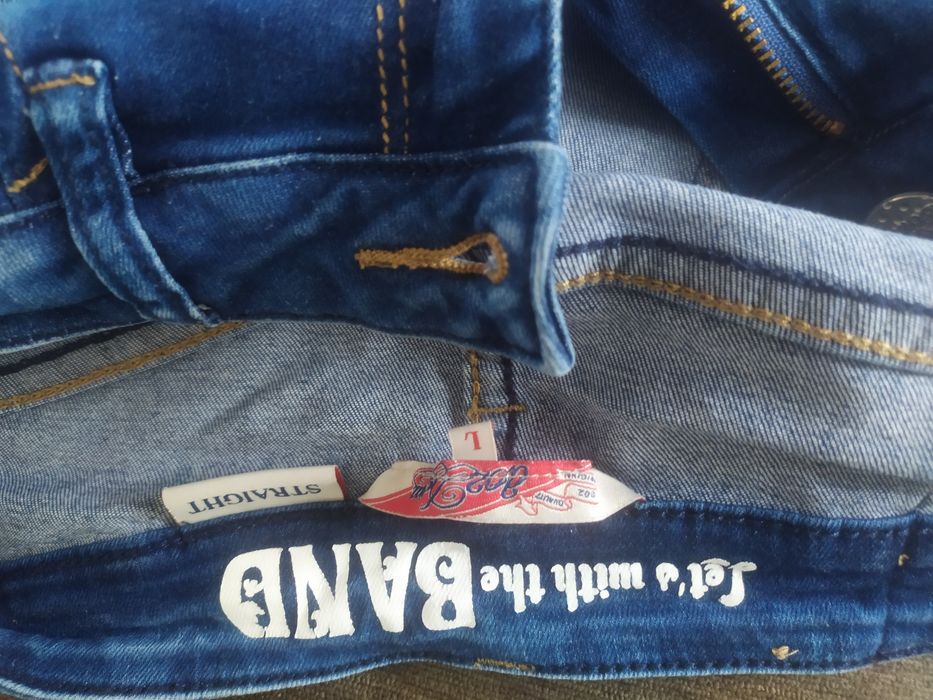 Продам Женские джинсы