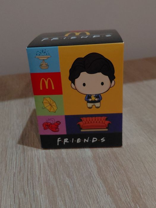 Фігурки друзі McDonald's