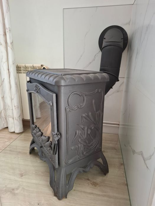 Piecyk żeliwny koza wraz z kominem