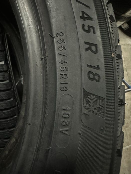 255/45/18 R18 Michelin Pilot Alpin 5 4шт зима