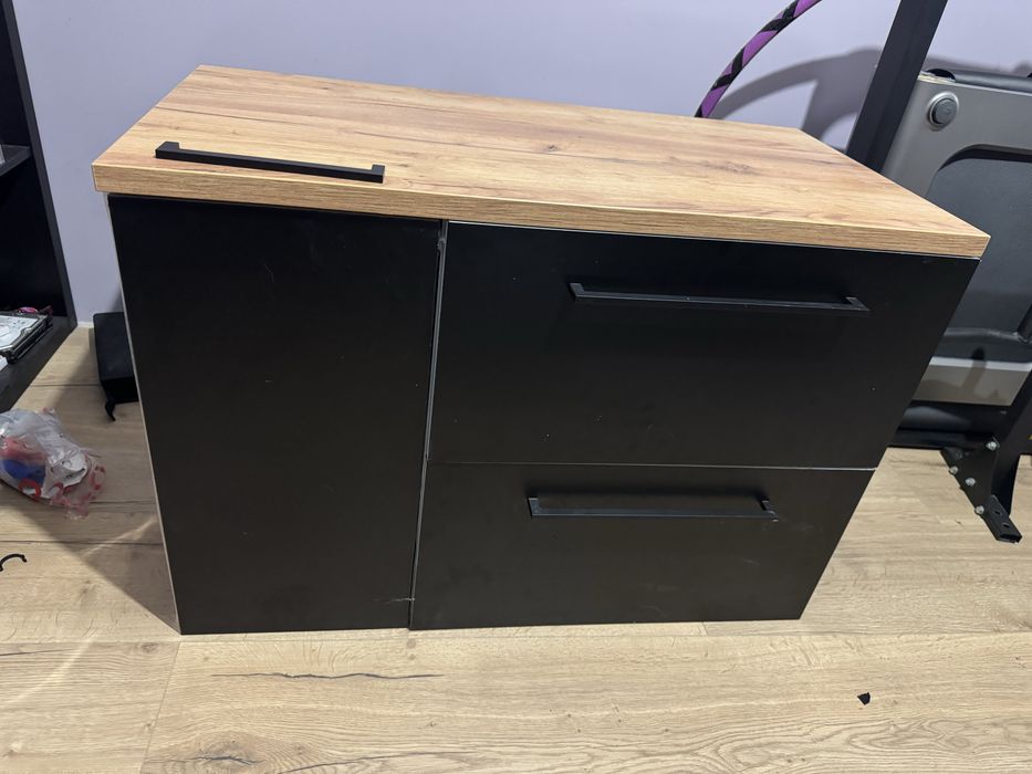 Szafka łazienkowa z pojemnikiem cargo