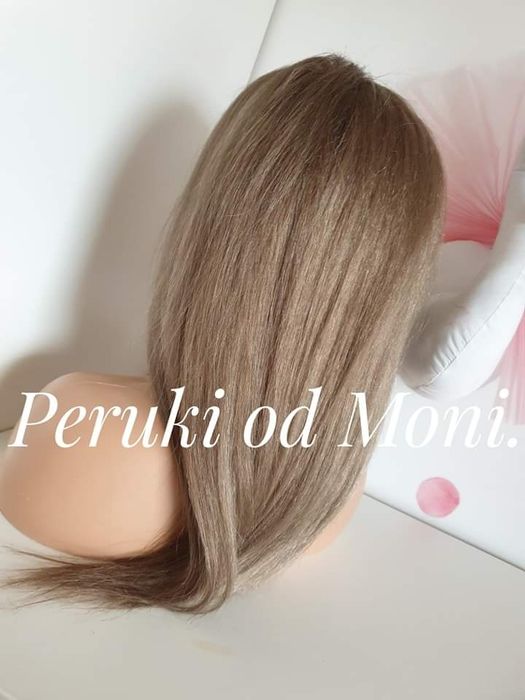 Peruka chłodny brąz