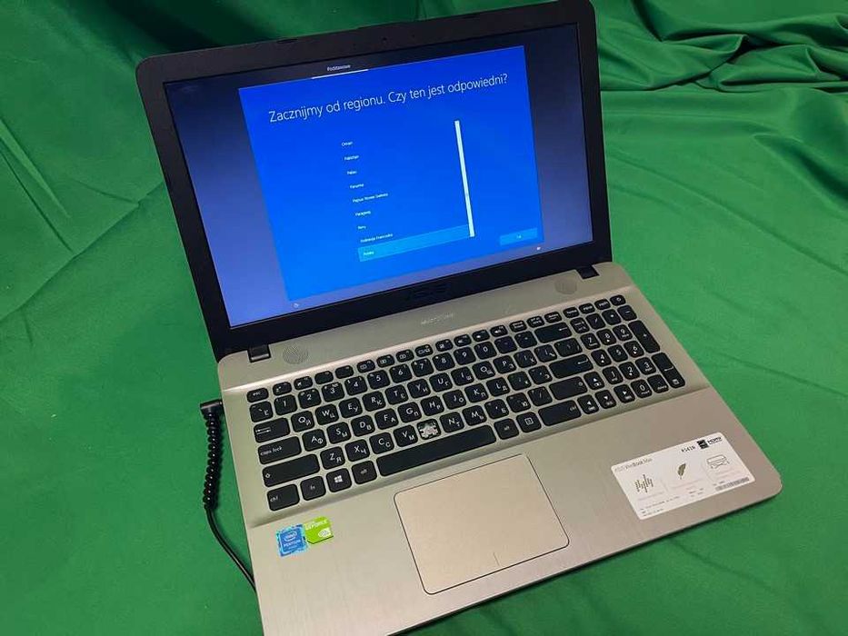 Laptop Asus VivoBook R541N 15,6" 500GB HDD 4GB RAM Win10 + zasilacz