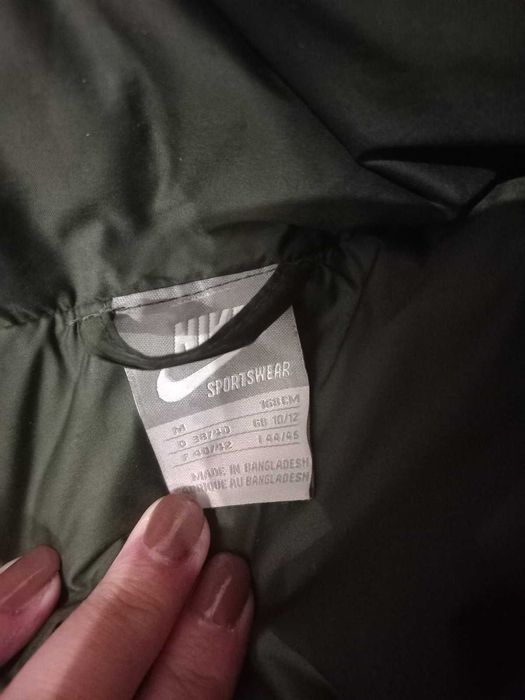 Пуховик nike оргинал