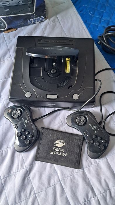 Segasaturn+2 comandos+5jogos