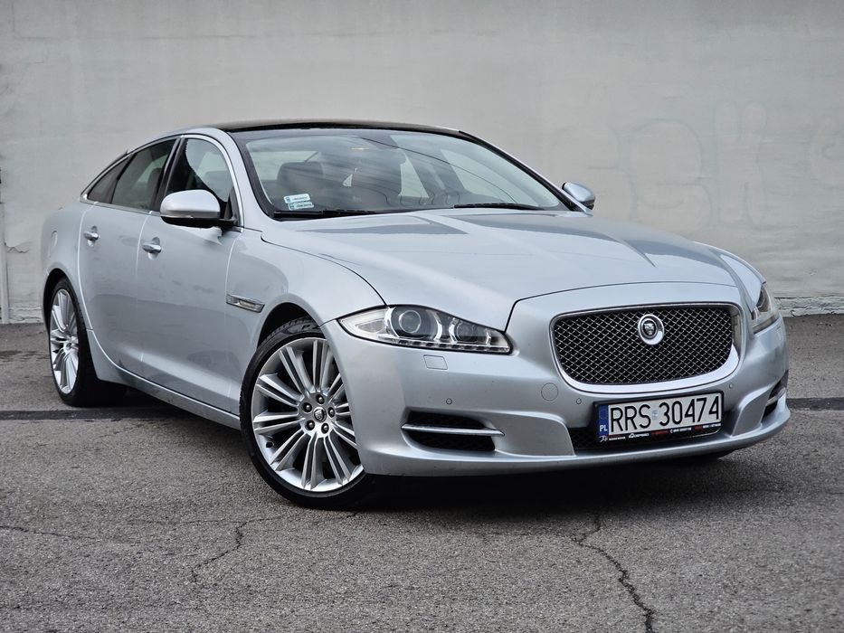 Jaguar XJ