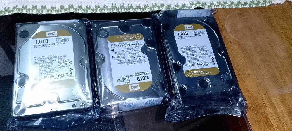 Nowy nieużywany dysk twardy 1TB  WD1005FBYZ FRA VAT GOLD