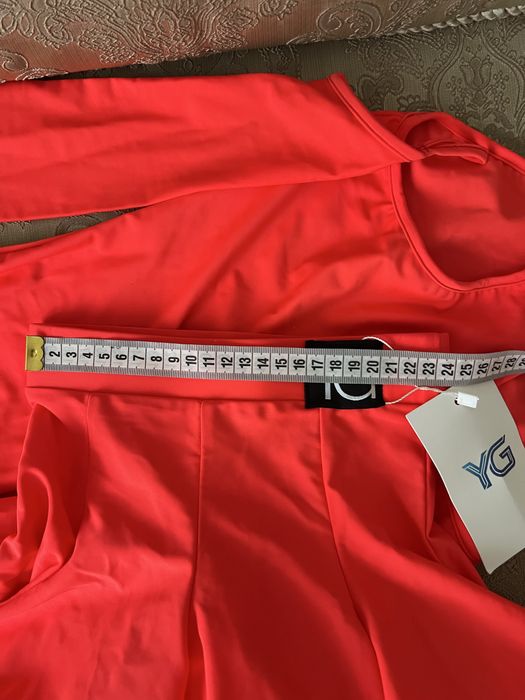 Сукня нова,бейсік для бальних танців 130-140 см