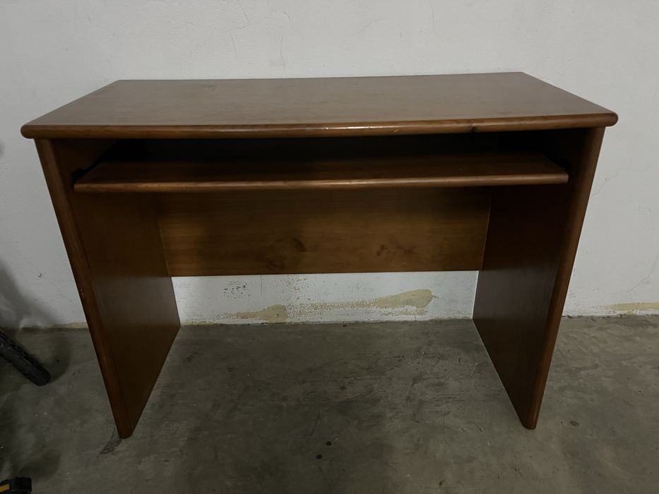 Secretárias de madeira