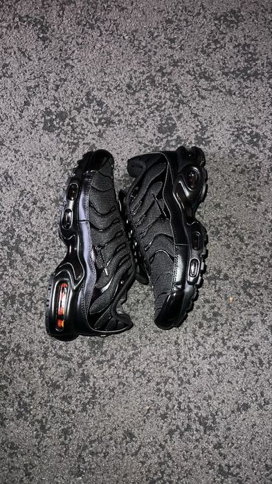 Nike Air Max Plus TN Pretos