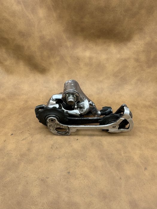 Przerzutka tylna Shimano 105 RD-5600 szosa