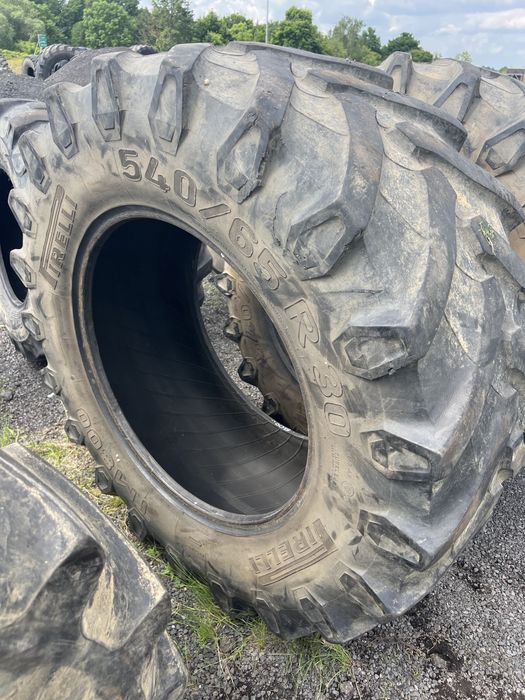 Opona rolnicz 540/65R30