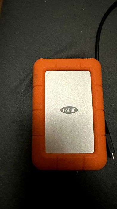 Жесткий диск Lacie 4 TB