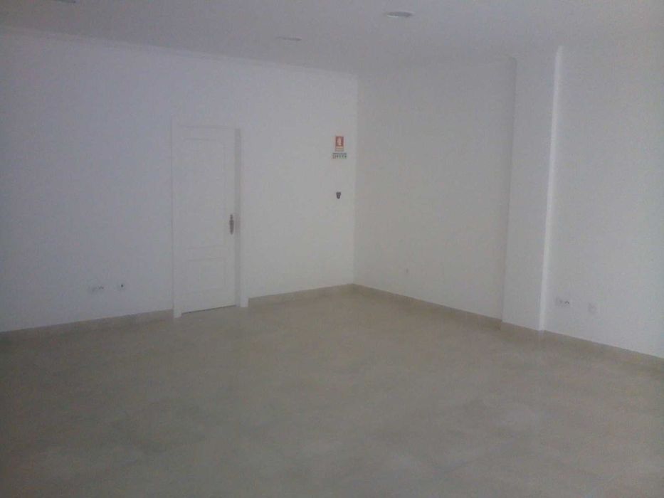 Arrendo Espaço Comercial no Centro de Peniche