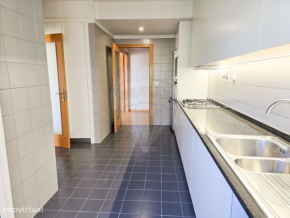 Apartamento T3 para arrendamento