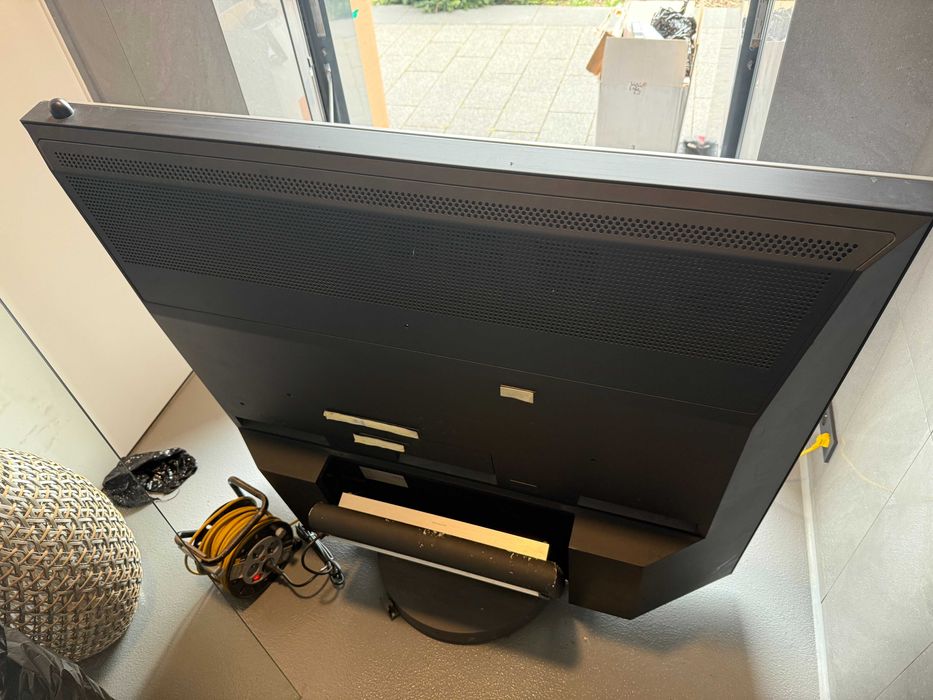 Bang & Olufsen BeoVision 9 Plasma 50" – Luksusowy Telewizor Premium
