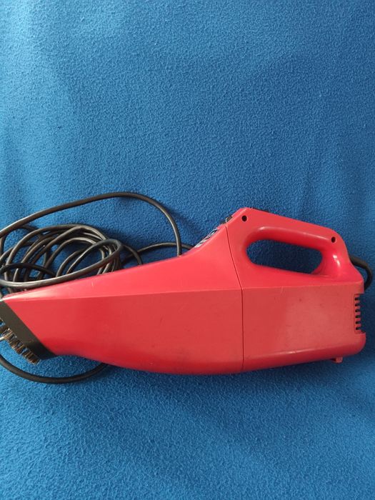 Пилосос автомобільний