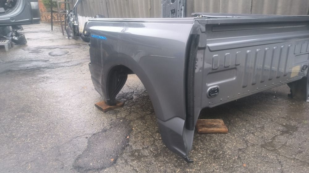 Ford F-150 Lightning кабіна двері кузов