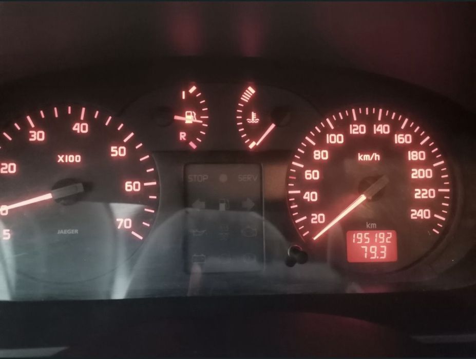 Renault Mégane 1.4- 02 Como Novo
