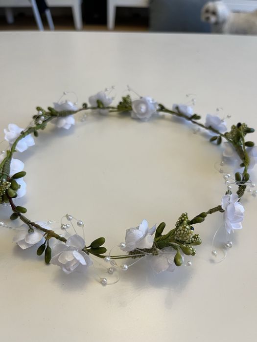 Wianek i opaska komunijna