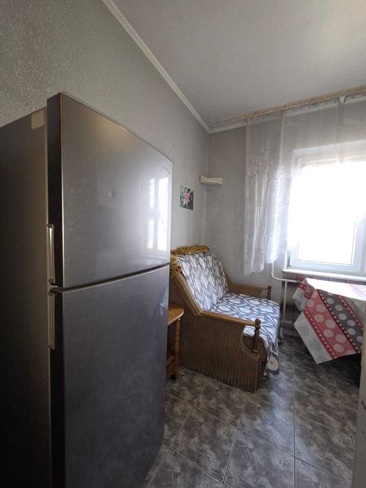 Здам 1к квартиру вул. Ревуцького/ Тростянецька 7 простора з ремонтом
