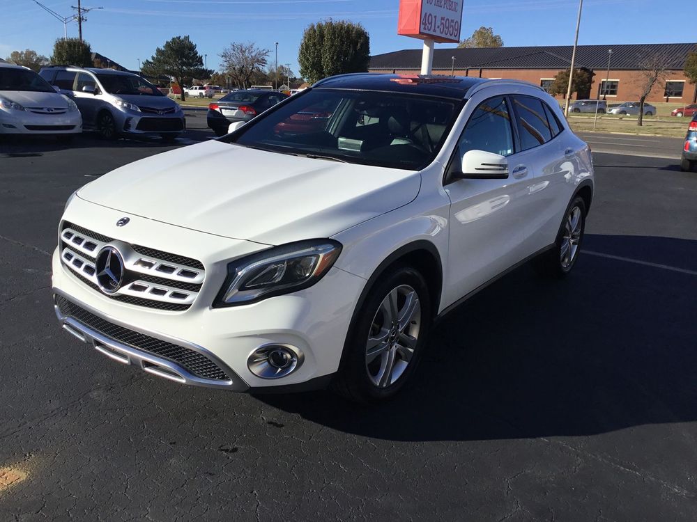 Mercedes-Benz GLA 250 4Matic 7G-DCT Urba