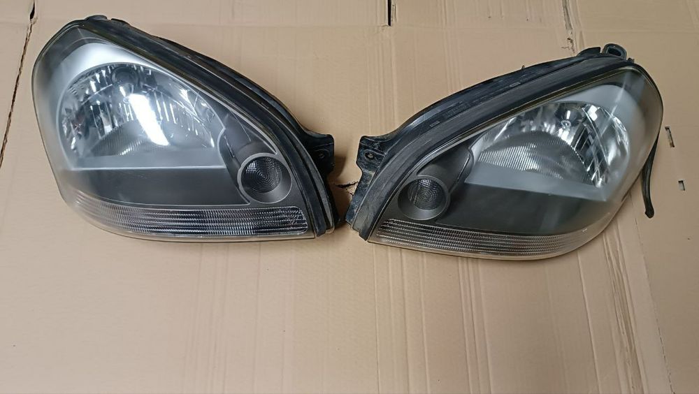 Фара передня ліва Hyundai Tucson