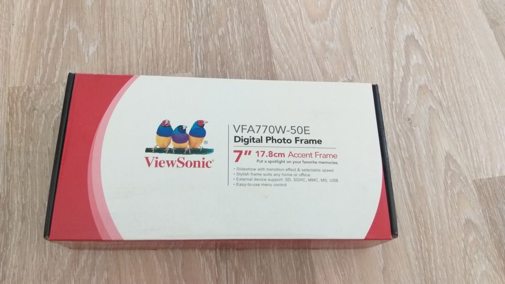 цифрова фоторамка ViewSonic VFA770W-50E