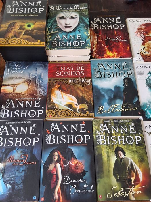 Livros do mundo de fantasia, vários autores