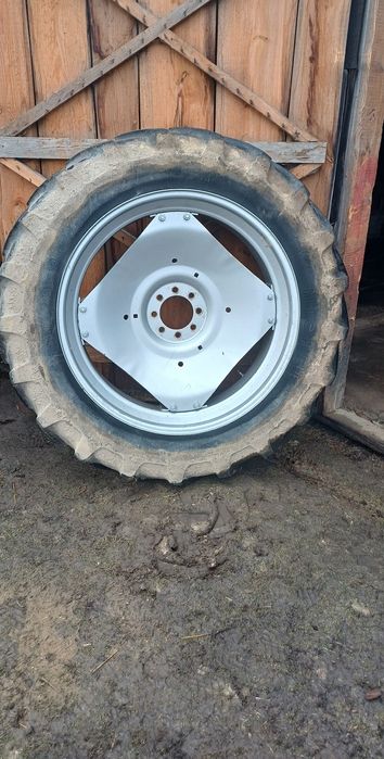 Koła do ciągnika CASE