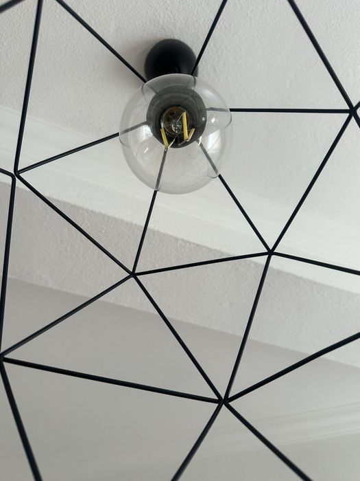 Cadeeiro de teto preto IKEA