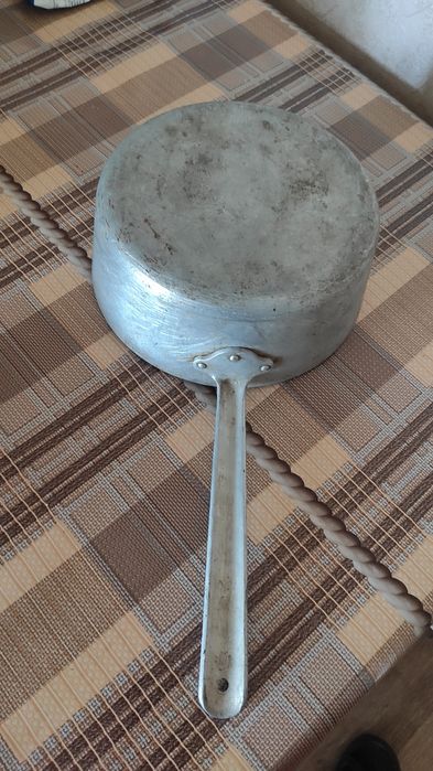 Продам сотейник 4л.