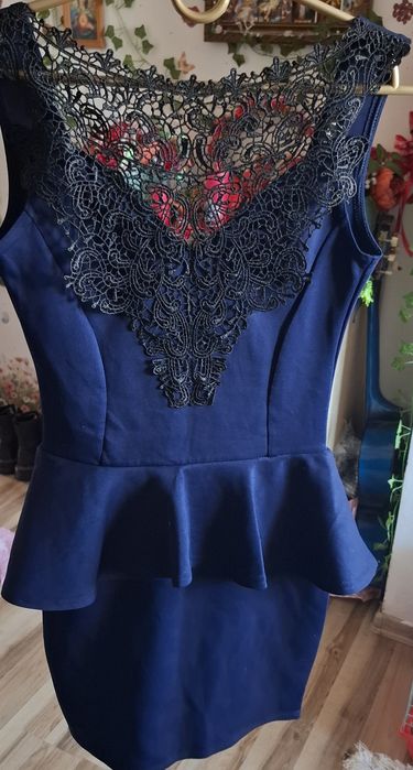 Sukienka wieczorowa mini