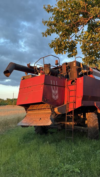 Комбайн Полісся КЗС 1218