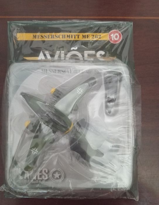 Aviões de Coleção Militar