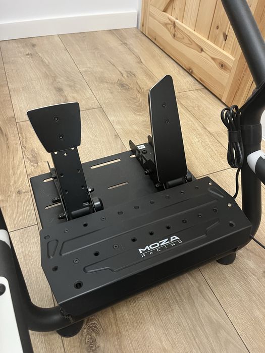 Manipulatory Moza SR-P