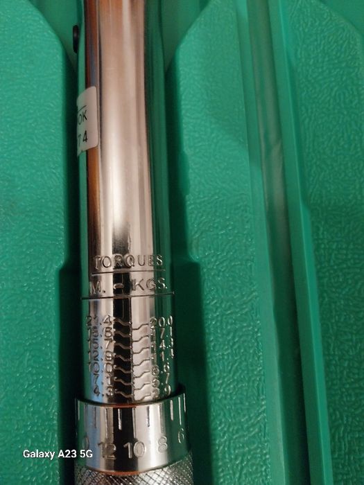 SHAVE DINAMOMETRICA 1/2. 28---210nm..Marca..JBM.435951572406784003