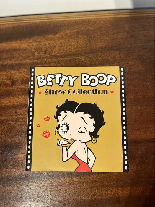 Figura Betty Boop + livros novo/Betty Boop Figure - Singer + new books