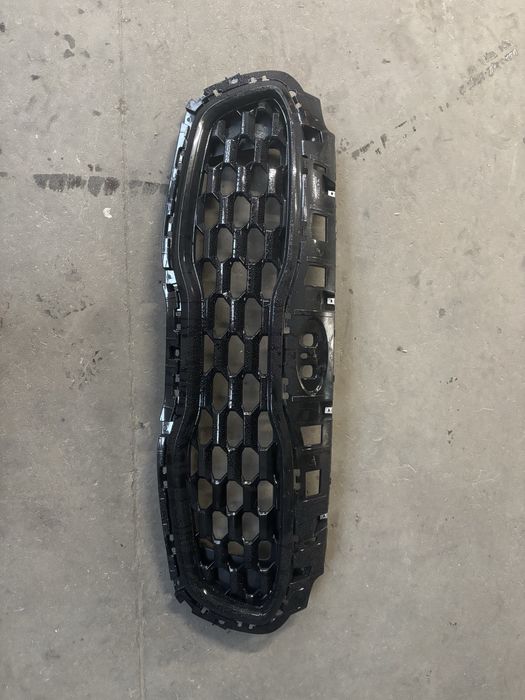 Kia Sportage Gril Czarny Atrapa zderzaka