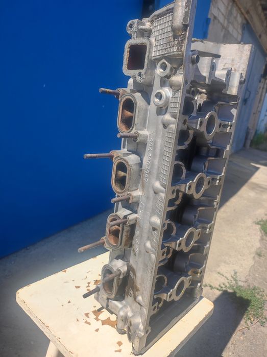 Головка блока цилиндров 405.