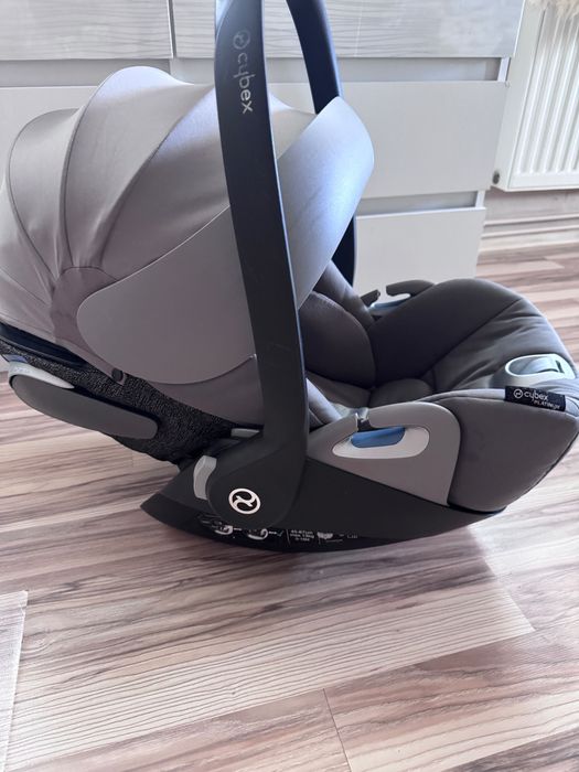 Fotelik samochodowy Cybex – bardzo dobry stan