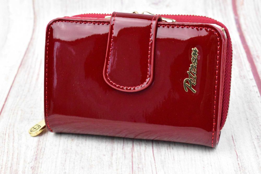 Portfel damski skórzany Peterson lakierowany czerwony