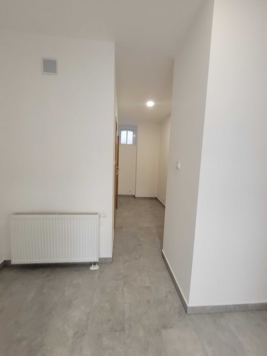 Lokal handlowo-usługowy z witryną 42,05 m2, K-ce Śródmieście