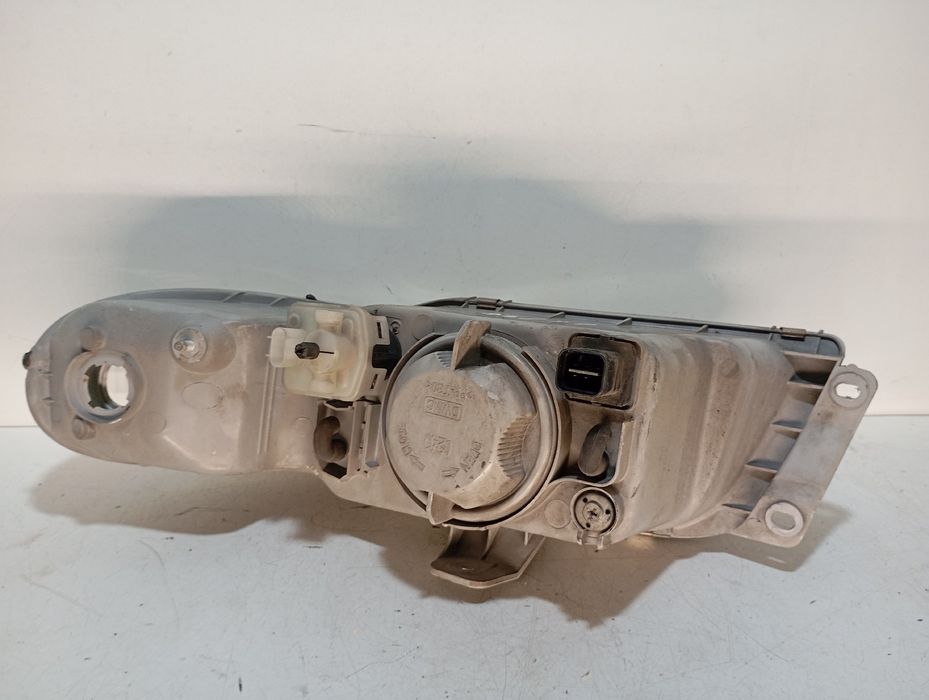 Ótica / farol direita DAEWOO Nubira Sedan (J100)