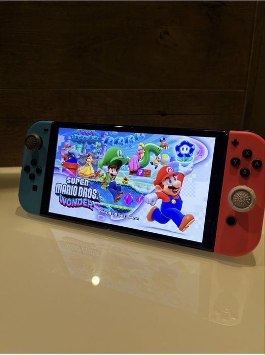 Nintendo Switch Oled desbloqueada 128GB
