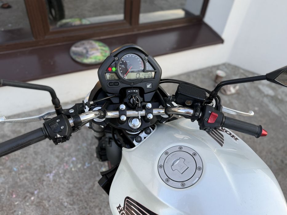 Продам Honda cb600