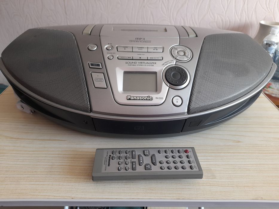 Магнитола Panasonic RX-ES23. Звук супер!