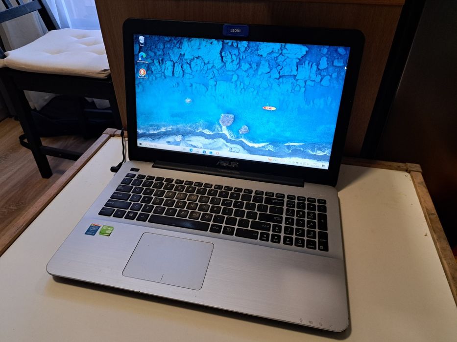 Laptop ASUS 15,6" X555LJ-X0182H – i5 / 8GB RAM / SSD / GeForce 920M